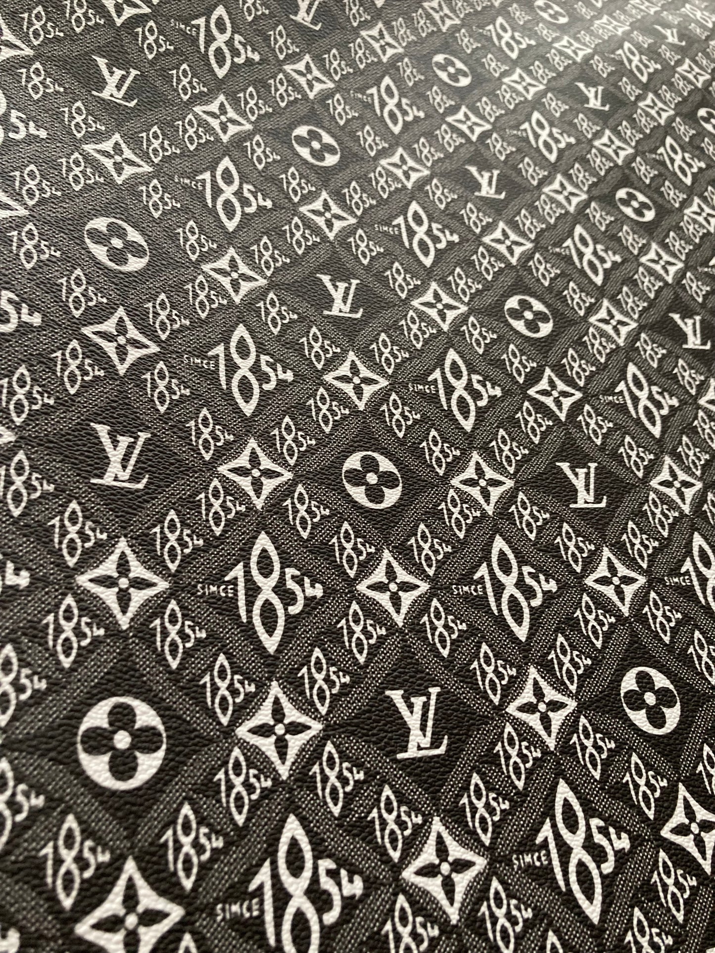 Vinyle de créateur fait main LV pour sac personnalisé
