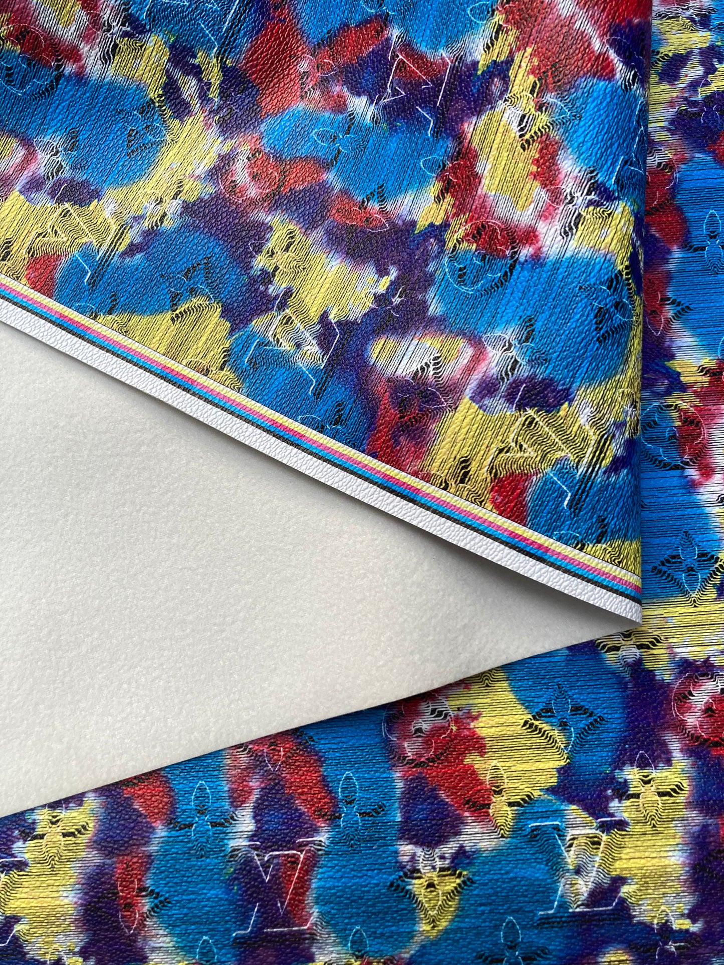 Tissu en cuir LV camouflage personnalisé pour rembourrage fait main