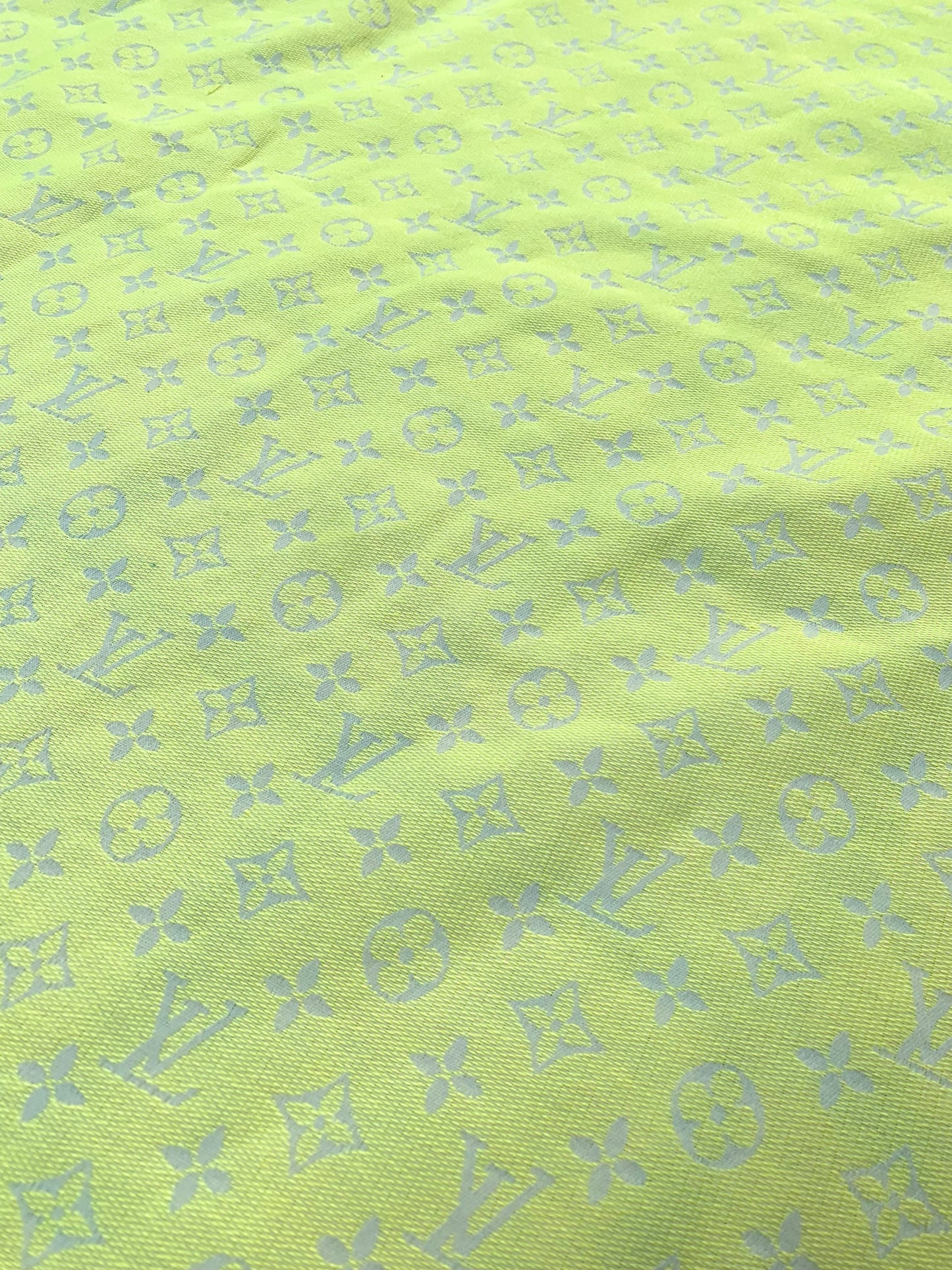 Frischer gelber Sommer-LV-Baumwollstoff für Kleidung